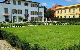 La Villa Apartments - Convenient For Sardinia And Corsica - 4 Beds - Private Parking Included With Camera